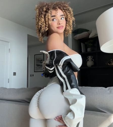 Kiara Peachy OnlyFans gratis 8